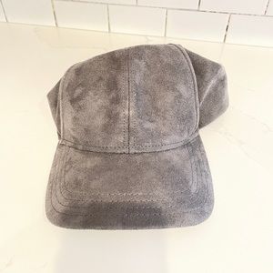 Grey velvet hat